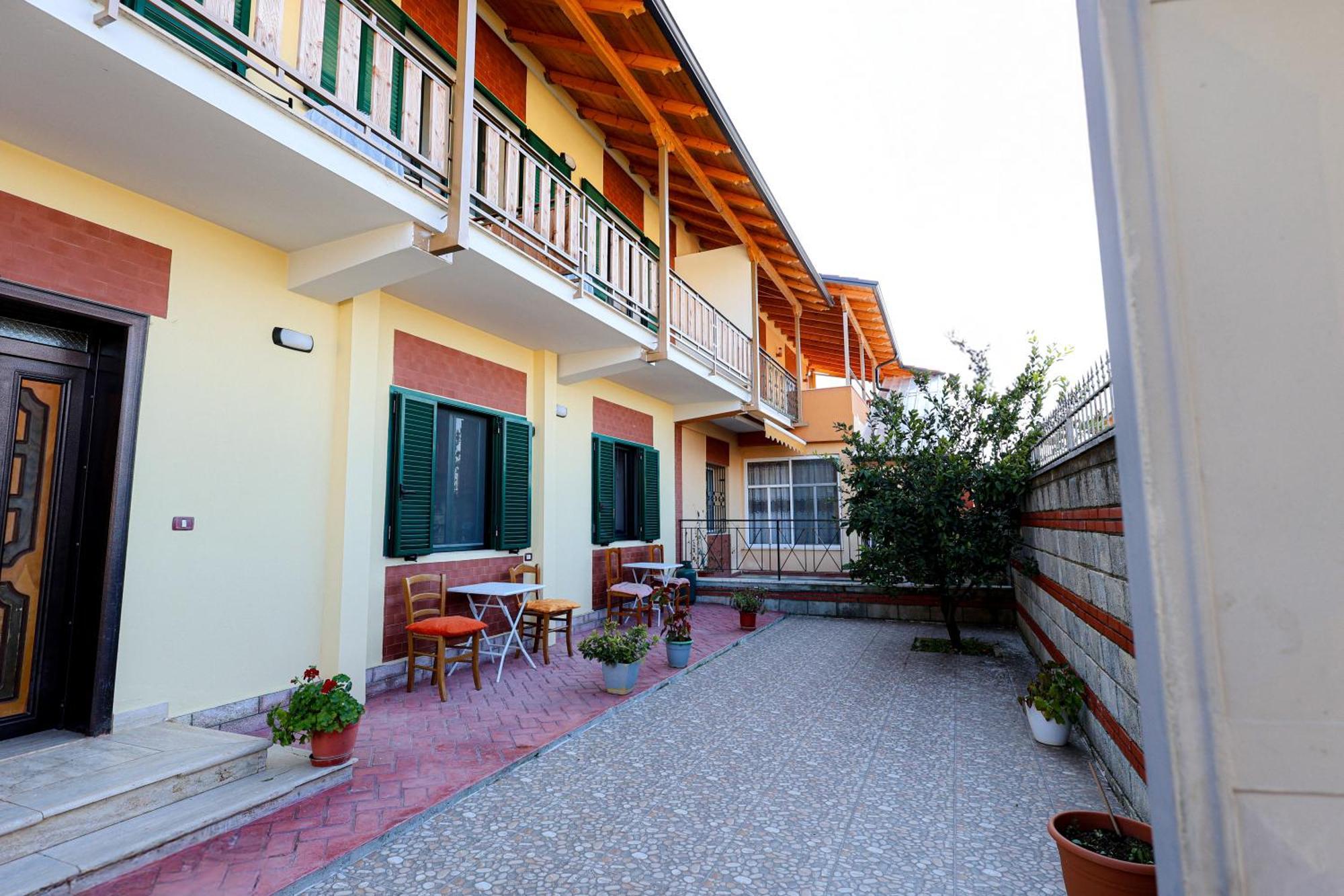 לינה וארוחת בוקר בראט Casa La Pieve מראה חיצוני תמונה